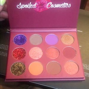 BRAND NEW SPOIL LIPS COSMETICS GORGEOUS PALETTE.